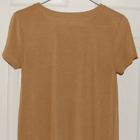 Active USA Women Size S Mustard Short Sleeve Tunic Top - Picture 4 of 7